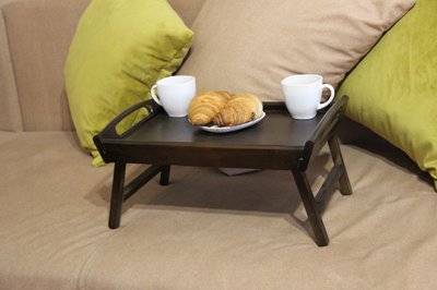 Столик-піднос для сніданків із дерева, коричневого кольору, з розкладними ніжками 2058041637 фото