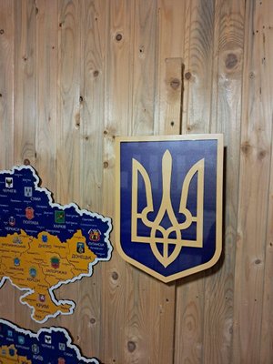 Дерев'яний настінний герб України панно,декор у кабінет,розміри 34.5*25 см 2062429838 фото