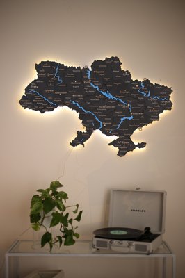 Карти України з намальованими річками