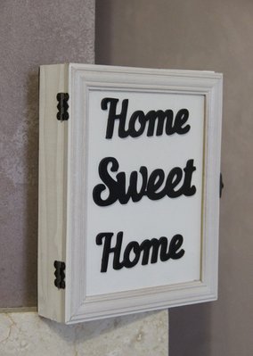 Настінна ключниця `Home Sweet Home` білого кольору, ручна робота 2036779289 фото