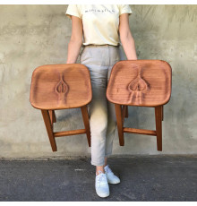 Високі дерев'яні табурети ергономічної форми Стільці Адам та Єва Комплект меблів для кафе, бару, ресторану