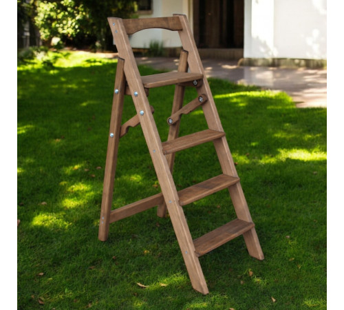 Drewniana składana drabina z 4 stopniami do domu, studia fotograficznego. Domowa składana drabina transformatorowa.