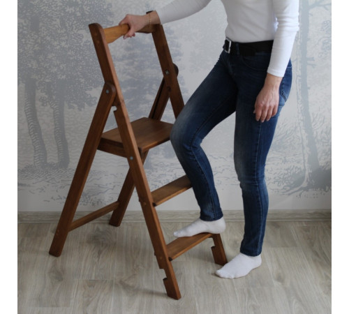 Drewniana składana drabina z 3 stopniami do domu, studia fotograficznego. Składana drabina transformatorowa do użytku domowego.