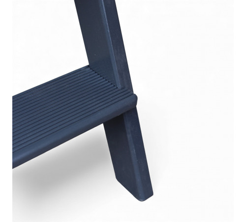 Drewniana składana drabina z 4 stopniami do domu, studia fotograficznego. Domowa składana drabina transformatorowa.