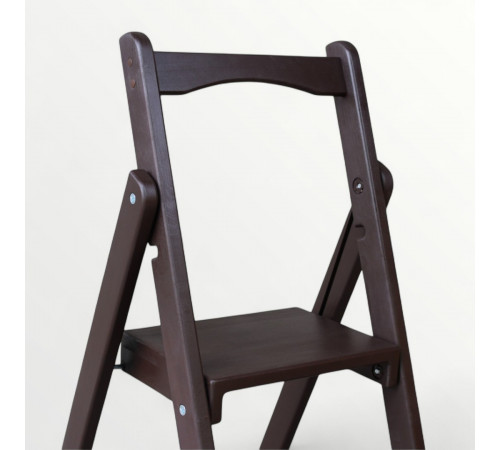 Drewniana składana drabina z 3 stopniami do domu, studia fotograficznego. Domowa składana drabina-transformator, gorzka czekolada.