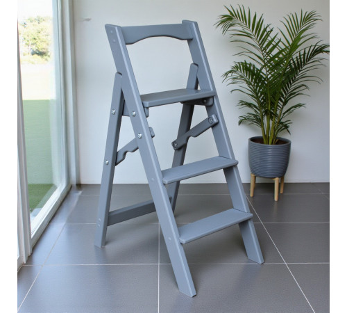 Drewniana drabina domowa z 3 stopniami do domu lub studia fotograficznego. Drabina Transformer, lekka, składana, jasnoszara.