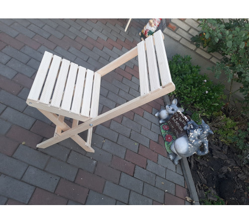 Wooden folding chairs for the living room, kitchen, hallway, and porridge.