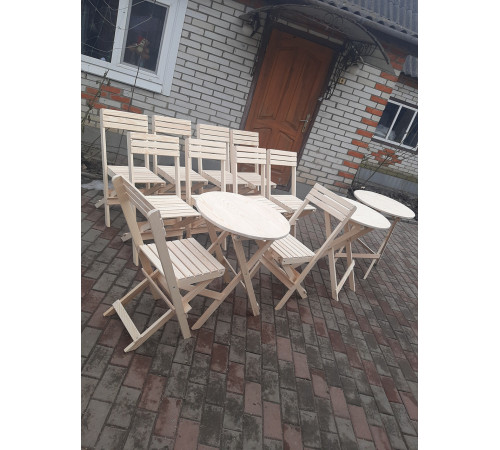 Zestaw mebli składanych z drewna: stół i 2 krzesła