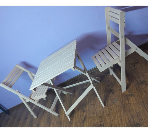 Drewniane składane krzesła do salonu, kuchni, przedpokoju i jadalni.