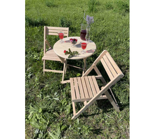 Круглый деревянный стол для кафе