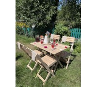 Дерев'яний розкладний стіл.Дача торгівлі. Дерев'яний розкладний стіл.Дача торгівлі.