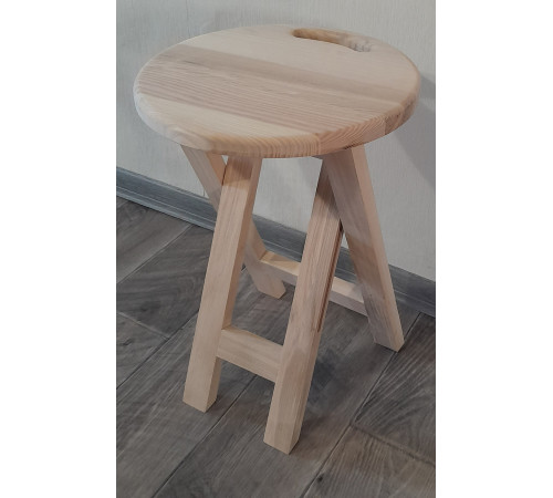 Klappbarer Holzhocker