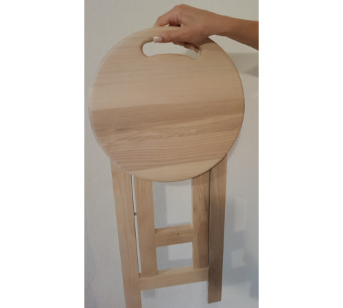 Klappbarer Holzhocker