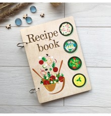 Книга для записи кулинарных рецептов в деревянной обложке