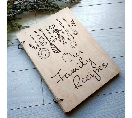 Деревянная кулинарная книга "Our Family Recipes" Деревянная кулинарная книга "Our Family Recipes"
