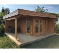 Thermo Outdoor Gazebo 094, altana o powierzchni 25 m2 wykonana z drewna modyfikowanego termicznie.