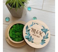 Wedding ring box made of wood with stabilized moss.