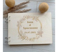 Album ślubny na zdjęcia i notatki.