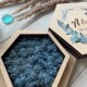 Стильная деревянная коробочка для обручальных колец.