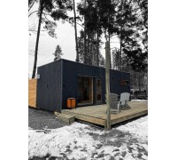 Sauna High-Tech 08, gotowa do użytku sauna ramowa o wymiarach 8,0 x 3,5 m w nowoczesnym stylu high-tech od ThermoWood.