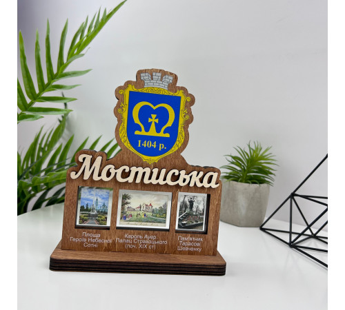 Wooden souvenir figurine, gift award made of wood, personalized cup with logo