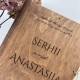 Оригинальный подарок гонит на годовщину свадьбы – деревянный альбом с именной гравировкой