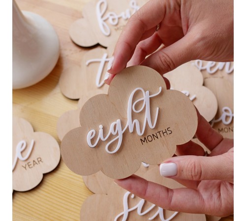 A set of plates for monthly newborn photos, 12 cards for a photo session of a child from 1 month to a year A set of plates for monthly newborn photos, 12 cards for a photo session of a child from 1 month to a year