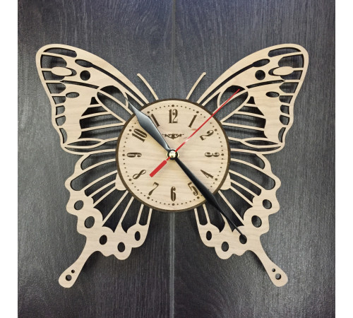 Designer-Wanduhr „Schmetterling“