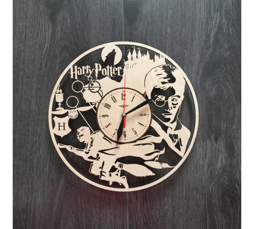 Ręcznie robiony zegar ścienny "Harry Potter.