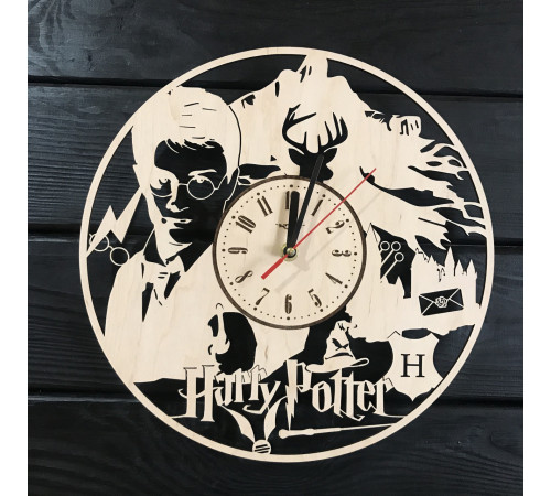 Drewniany zegar wewnętrzny "Harry Potter w Szkole Czarodziejów"