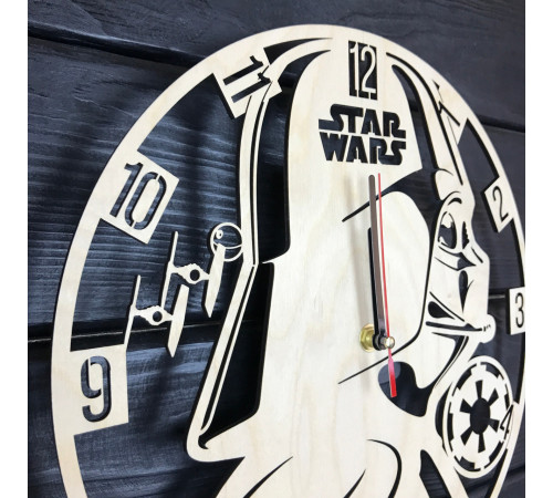 Handgefertigte Wanduhr „Star Wars Time“