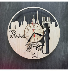 Innenuhr aus Holz 