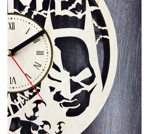 Lautlose Wanduhr "Batman"