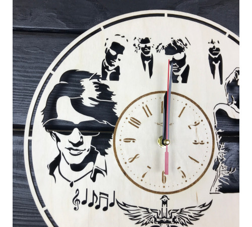 Bon Jovi Wanduhr, Naturholz.