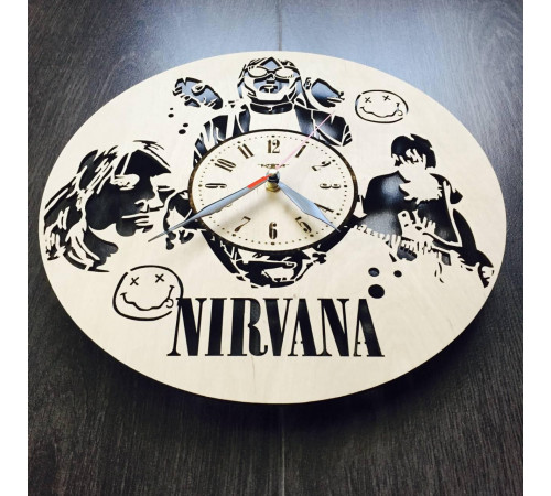 Oryginalny drewniany zegar "Nirvana"