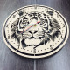Leise Holzwanduhr "Tiger"