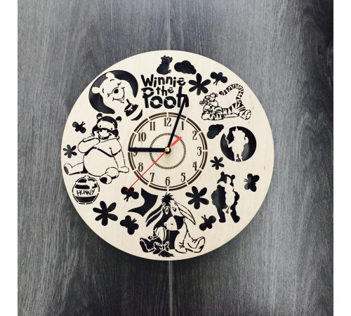 Children's wall clock "Winnie the Pooh and his company"