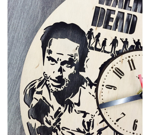 Wall clock with an original design from "The Walking Dead"