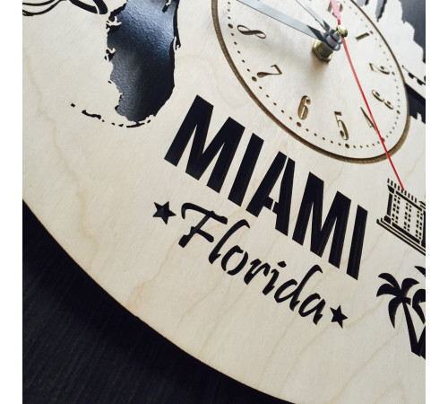 Zegar ścienny do wnętrz w Miami na Florydzie