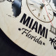 Zegar ścienny do wnętrz w Miami na Florydzie