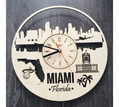 Zegar ścienny do wnętrz w Miami na Florydzie