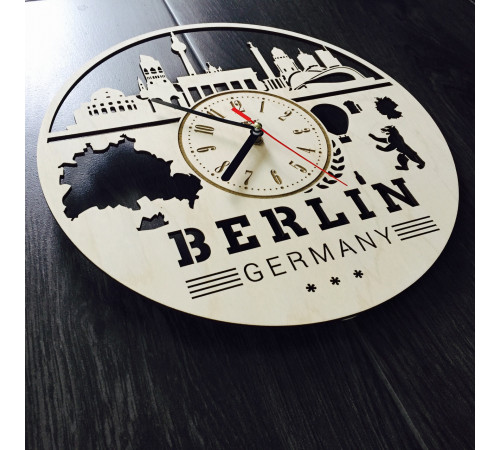 Duży zegar ścienny wewnętrzny "Berlin"