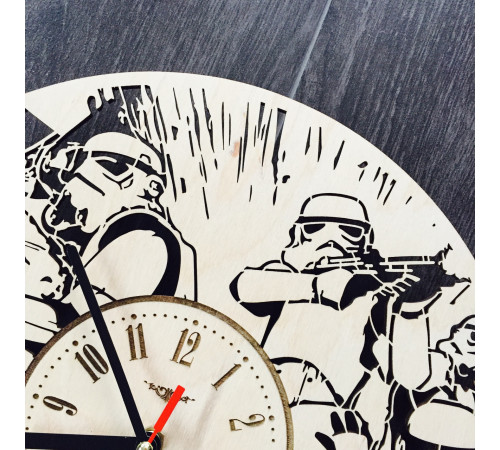 Ręcznie wykonany drewniany zegar "Imperial Stormtroopers"