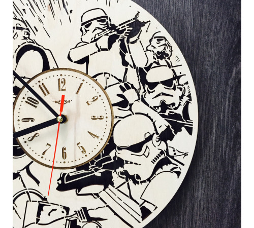 Ręcznie wykonany drewniany zegar "Imperial Stormtroopers"
