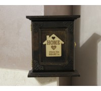 Велика настінна ключниця `Home is where the heart is` темного кольору, ручна робота