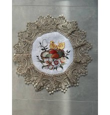 Накидка на великодній дитячий кошик , рушничок великодній ручної роботи (35 см) білий з кольоровим візерунком