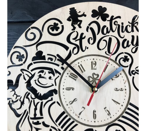Деревянные часы на стену «Ст. Patrick's Day» Деревянные часы на стену «Ст. Patrick's Day»