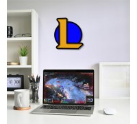 Настенное панно из дерева с логотипом League of Legends