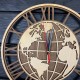 Дизайнерские настенные часы из дерева «Глобус»