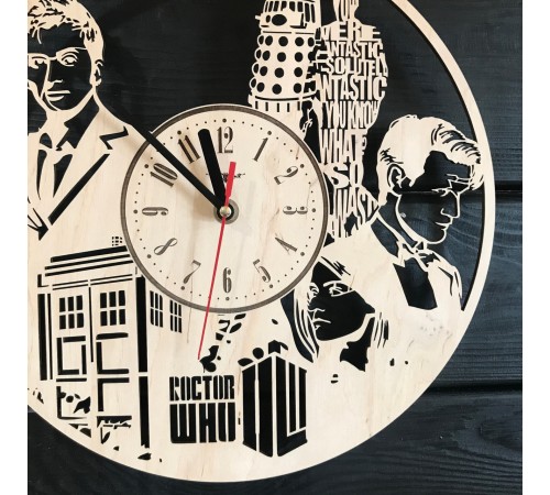 Настінні годинники із лазерним гравіруванням «Doctor Who» Настінні годинники із лазерним гравіруванням «Doctor Who»